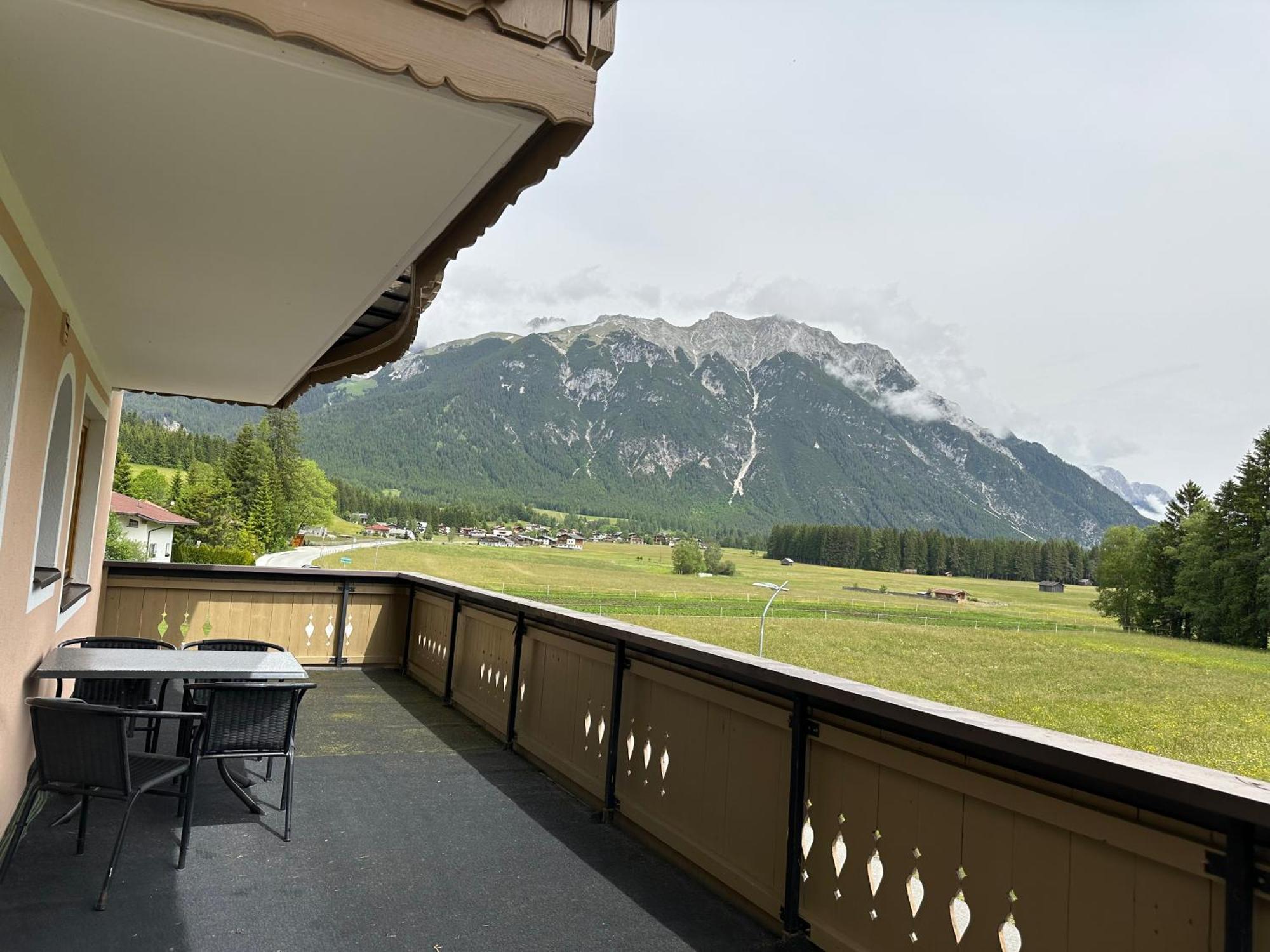 Haus Am Waldrand Apartment Лойташ Екстериор снимка